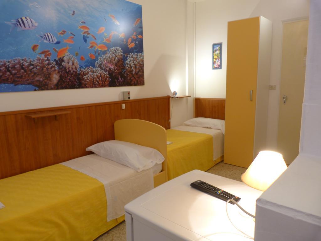 Hotel Bologna 圣贝内代托-德尔特龙托 外观 照片